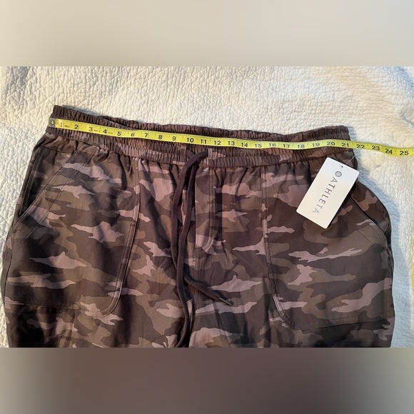 ATHLETA Camo Farallon Jogger Pants NWT! Sz 26 - Picture 6 of 9